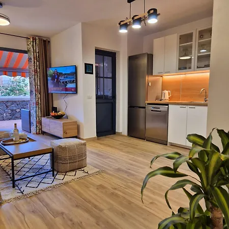 Natalia - Melrose Place Appartement