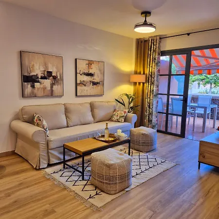 Natalia - Melrose Place Appartement *